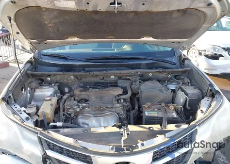 2015 Toyota Rav4 Xle from USA, damaged, VIN JTMWFREVXFD071533